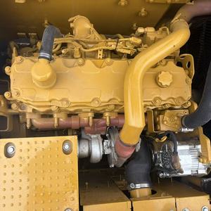 Excavadora CAT 329DL Amarilla Montada sobre Orugas para Trabajo Pesado en Construcción - Product Image 3
