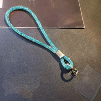 Hobbyworker Bling Rainbow Crystal Wrist Lanyard, Tali Pendek Bertabur Rhinestone, Gantungan Kunci Berlian untuk Aksesori Dompet Tas.