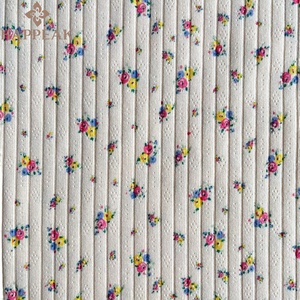 HAPPEAK Tela Personalizada de Spandex Jacquard Pointelle de Polialgodón Suave de Punto con Estampado Floral para Pijamas - Product Image 5
