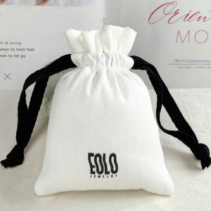 Pochette Cadeau en Coton Bio Écologique et Durable avec Cordon de Serrage, Personnalisable avec Logo, Style Pliable, Multi-Tailles, Sac Personnalisé pour Bijoux – Vente en Gros - Product Image 2
