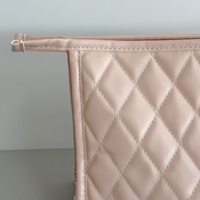 Pochette de soirée en cuir PU matelassé rose, trousse de maquillage imperméable avec fermeture éclair, organiseur de cosmétiques de voyage pour femmes