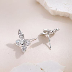 Pendientes de Oro Blanco de 18K con Diamantes Cultivados en Laboratorio, Diseño de <span class=keywords><strong>Mariposa</strong></span> Brillante, Elegantes y a la Moda para Mujer, Joyería Fina - Product Image 3