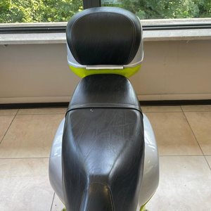 Pour Granturismo 200 L Urban Scooter avec autonomie de 43,777 km, siège en matériau ABS - Product Image 3