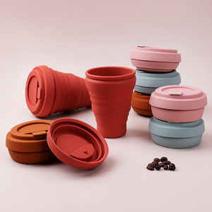 Tasse à eau en silicone pour bébé et tout-petit, portable et pliable, tasse à café résistante à la chaleur, tasse de voyage pliable avec couvercle pour adulte - Product Image 1