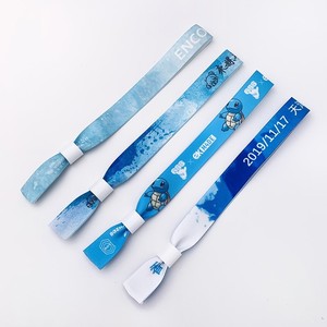 High Quality Custom Nylon Key Neck Strap Anime Short Keychain Lanyard Adjustable Hand Wrist Cute Cartoon Lanyard Keychain