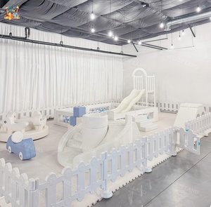 White Soft <span class=keywords><strong>Play</strong></span> Set Spielplatz im Freien Weiße Zäune mit Merry Go Round Soft <span class=keywords><strong>Play</strong></span> Ausrüstung Hüpfburg für Kinder Party verleih - Product Image 3