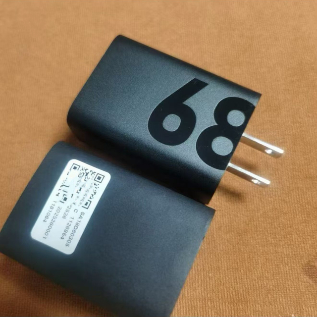 Charger Wholesale Fast Wall Charger Type-C Cable 68W GaN US Eu Plug Head for Moto Motorala Edge X30 Pro