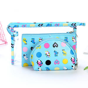 Bolsa de Cosméticos Transparente de PVC con Estampado de Cuero, Juego de Tres Piezas, Bolsa de Aseo Portátil de Viaje, Bolsa de Cosméticos de Mano - Product Image 3