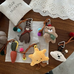 Nouveau style coréen Ins, porte-clés lumineux en peluche douce, motif étoile de dessin animé mignon, pompon coloré, ornement polyvalent pour sac et téléphone, tendance - Product Image 1