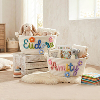 Cesta de Armazenamento para Bebê com Nome Bordado Personalizado, Cesto de Brinquedos em Corda de Algodão, Decoração Boho Colorida para Quarto de Bebê, Presente para Chá de Bebê