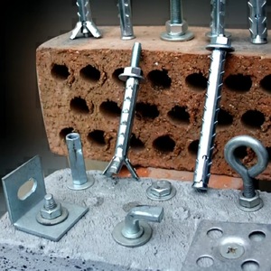 Pernos de Expansión Mountain Thorn, Métricos 4.8, Acero al Carbono Q235, Galvanizados en Zinc, para Construcción de Paredes Ligeras - Product Image 2