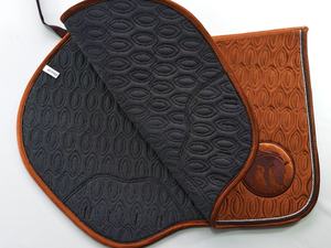 Fabricant professionnel d'équipement <span class=keywords><strong>de</strong></span> cheval <span class=keywords><strong>Tapis</strong></span> d'équitation Logo personnalisé <span class=keywords><strong>Tapis</strong></span> <span class=keywords><strong>de</strong></span> <span class=keywords><strong>selle</strong></span> <span class=keywords><strong>de</strong></span> cheval équestre - Product Image 3