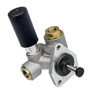 Suministro de bomba de combustible 0440017030 0440017040 para 06.02.26X02,26 W 6.2L 6cyl DT466E <span class=keywords><strong>530E</strong></span> - Product Image 1