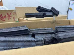 Le charbon organique à allumage rapide <span class=keywords><strong>pour</strong></span> l'extérieur est livré avec l'amadou sec Facile à allumer même dans des environnements extérieurs humides - Product Image 5