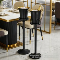 Seau à glace en acier inoxydable de style européen pour bar et KTV, avec support à vin sur pied haut, design nordique minimaliste et créatif sur le thème de l'élanchet