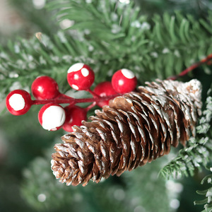 Árbol de <span class=keywords><strong>Navidad</strong></span> Artificial de PVC y PE al por Mayor, con Piñas Mixtas - Product Image 2