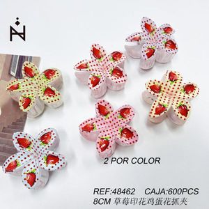Fermacapelli a Forma di Frangipani con Stampa Fragola 8Cm Accessorio per Capelli da Donna - Product Image 3