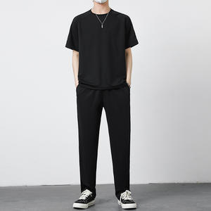 Shorts personnalisés avec logo, ensemble pour homme, vêtements d'été à manches courtes, ensemble élégant de marque streetwear, vêtements de sport décontractés et cool. - Product Image 2