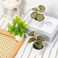 Plantes vertes artificielles de haute qualité en pot, fleurs artificielles décoratives pour salon, mini bonsaïs, ornements, pots de plantes en plastique