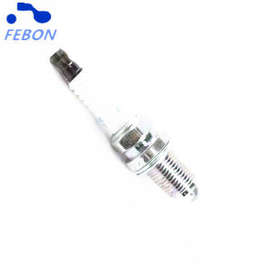 Candela universale platino iridio Oem Mn163236 per Lancer Galant Outlander - Product Image 3