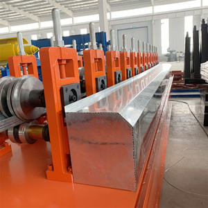 Velocidad rápida sin escalas Nueva llegada C U Z W Purlin Medidor de luz de techo Perfil de quilla de acero Enmarcado Máquina formadora de rollos en frío - Product Image 2