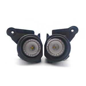 ไฟส่องพื้นโลโก้ LED แบบโปรเจคเตอร์สำหรับกระจกมองข้างรถยนต์ G-Class - Product Image 1