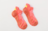 Vente chaude Chaussettes de sport respirantes à coupe basse pour femmes Chaussettes de course de haute qualité