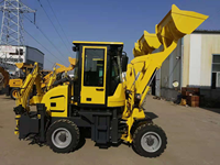 Backhoe Loader 4x4 Wheel Loader Excavator 37KW Mesin Yunnei Kontrol Hidrolik Pilot CE