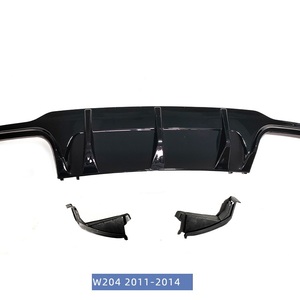 ตัวกระจายกันชน C63 AMG ดัดแปลง C300 C260 C180 C200สำหรับ Mercedes Benz C Class W204 C180 C200 C260 C300สีดำมันวาว - Product Image 3