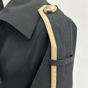 <span class=keywords><strong>Trench</strong></span> Coat <span class=keywords><strong>di</strong></span> Media Lunghezza alla <span class=keywords><strong>Moda</strong></span> con Finiture Dorate e Cintura, Realizzato su Misura dalla Fabbrica - Product Image 4
