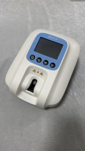 Analyseur de coagulation vétérinaire portable Wondfo NX-102 PT/APTT/FIB/ACT/TT certifié CE Classe II Garantie 1 an Hôpital vétérinaire - Product Image 3