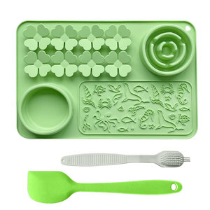 Comedero Lento de Silicona para Mascotas, Antideslizante, Reutilizable, Ecológico, Libre de BPA, Compatible con Mascotas, con Ventosas, Diseño de Flor - Product Image 2
