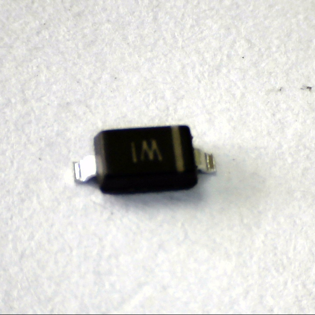 SMD-ZENERDIODE BZT52C13-7-F 13.25V 500mW Zener Diode SOD-123-2 Package