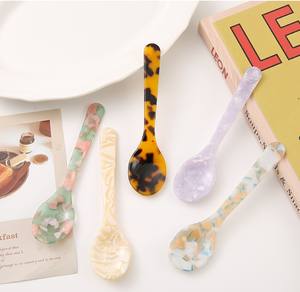 Cuillère à dessert française style rétro, cuillère à gâteau et à glace en acrylique, couteau à confiture et à beurre, ensemble de couverts mignons et adorables - Product Image 4