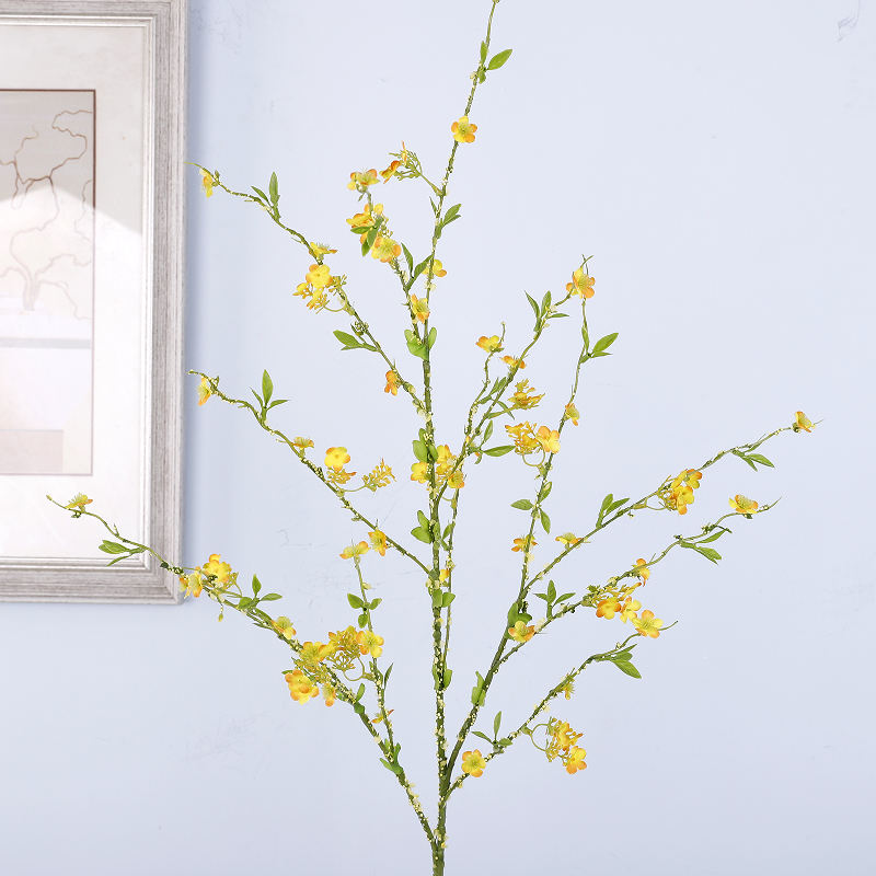 สีเหลือง