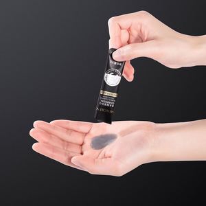 Masque facial à bulles <span class=keywords><strong>de</strong></span> <span class=keywords><strong>charbon</strong></span> <span class=keywords><strong>de</strong></span> bambou Auto-hydratant Nettoyage en profondeur des pores Ingrédients à base <span class=keywords><strong>de</strong></span> plantes Peau sèche OEM Masque anti-acné - Product Image 2