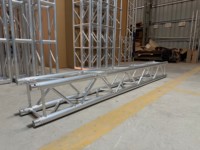 Gancho de techo para truss cuadrado con conexión de pasador para conciertos