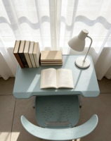 Tables et chaises d'étude ergonomiques réglables et personnalisables avec structure métallique et plateau en plastique - Ensembles scolaires