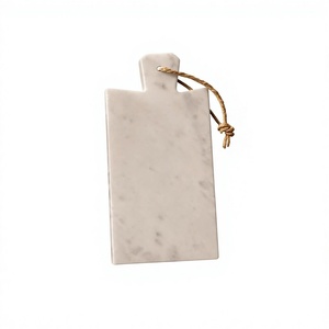 Planche à découper en marbre de forme rectangulaire avec poignée, lavable au lave-vaisselle, emballage individuel - Product Image 1