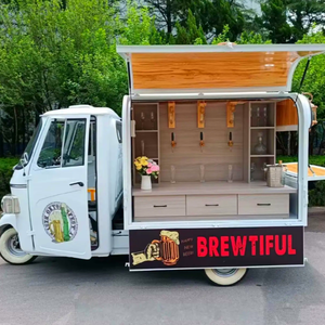 Chariot alimentaire électrique à 3 roues de style Piaggio, camionnette mobile pour la vente de glaces, de boissons et de jus, avec espace de congélation pour les centres de villégiature - Product Image 1