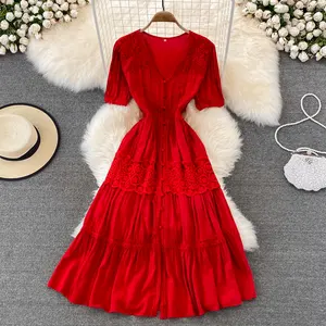 Robe rouge à col en v pour femme, vêtement de vacances en bord de mer, style français, rétro, premier amour, tempérament, féerique, vente en gros, 2020