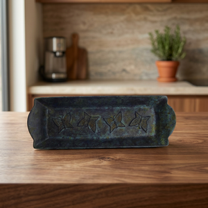 Plat rectangulaire en métal antique avec poignée, écologique, peint à la main - Product Image 3
