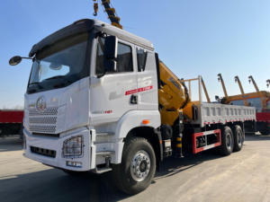 Camion lourd FAW 6x4 à 10 roues avec grue à flèche articulée et plateau basculant - Product Image 3