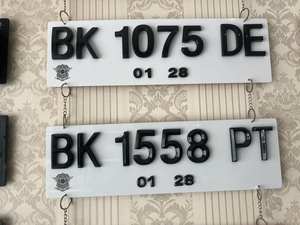 थोक कस्टम इंडोनिया कार प्लेट नंबर क्रोम गोल्ड ब्लैक एब्स लेटर कार प्रतीक के साथ प्रतीक - Product Image 4