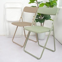 Chaise de salle à manger pliante avec pieds en métal, assise en plastique, empilable, design moderne minimaliste multicolore macaron pour la maison et le bureau