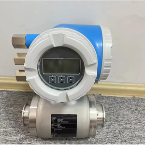 Débitmètre Coriolis en acier inoxydable avec raccord à bride, conception sanitaire - Product Image 2