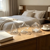 Vente en gros de bougeoirs et lampes à huile créatifs en verre transparent faits à la main, style européen, pour la décoration intérieure, nouveautés ornementales