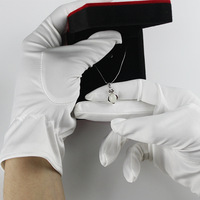 Hoogwaardige op maat bedrukte zwart-witte gepolijste reinigingsmicrovezel suède handschoenen voor sieraden, horloges, munten en verzamelobjecten