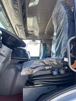 Camions de tracteur Sinotruk Howo 6x4 6x6 371hp 420hp 430hp LHD /RHD couleur en option économique avec remorque à benne basculante lourde