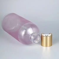 Botella de hombro redonda de plástico Rosa personalizada de 250ml, 300ml, 500ml, con tapa superior de disco dorado para champú de loción de tóner